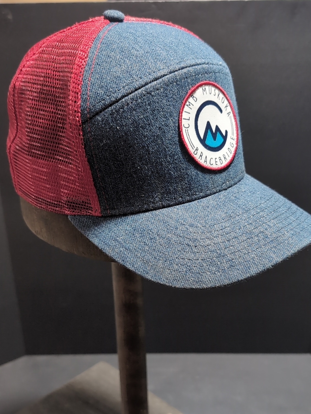 Pebble Wrestler ,Climb Muskoka Bracebridge Men's Red/Gray Snapback Hat.